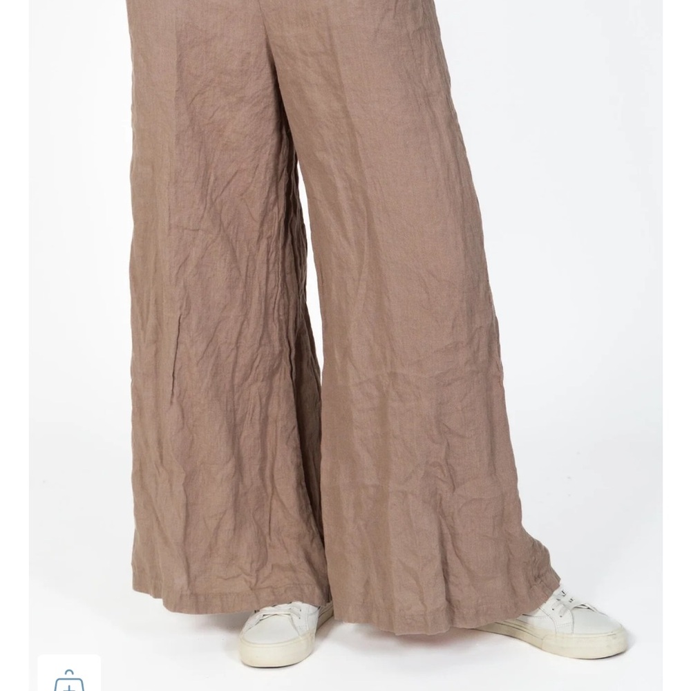 Wide-Leg Wendy Pant